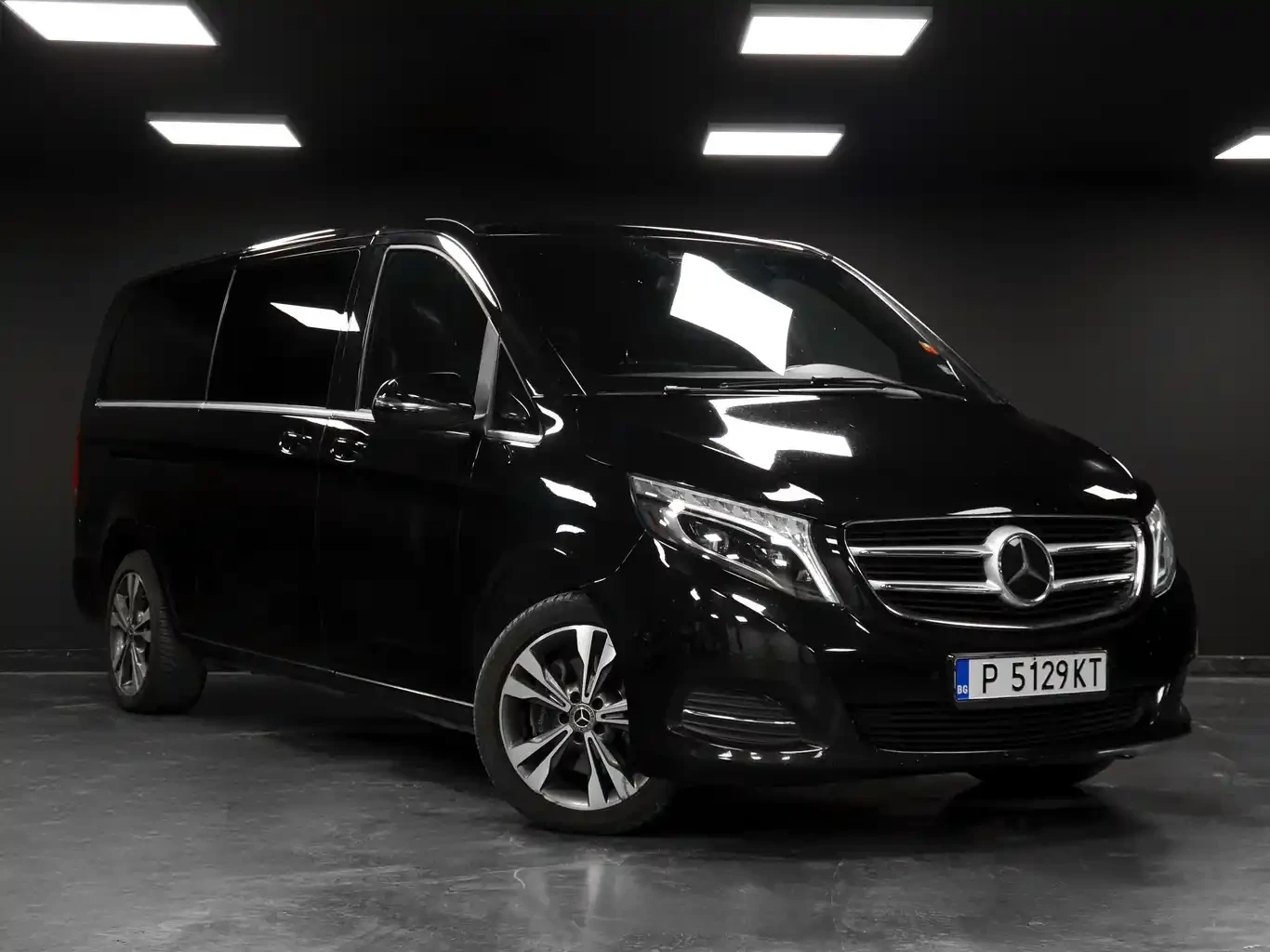 Mercedes-Benz V 250 Amg,  Обслужен ! ТОП ЦЕНА ЗА КЕШ., снимка 10 - Бусове и автобуси - 55317258
