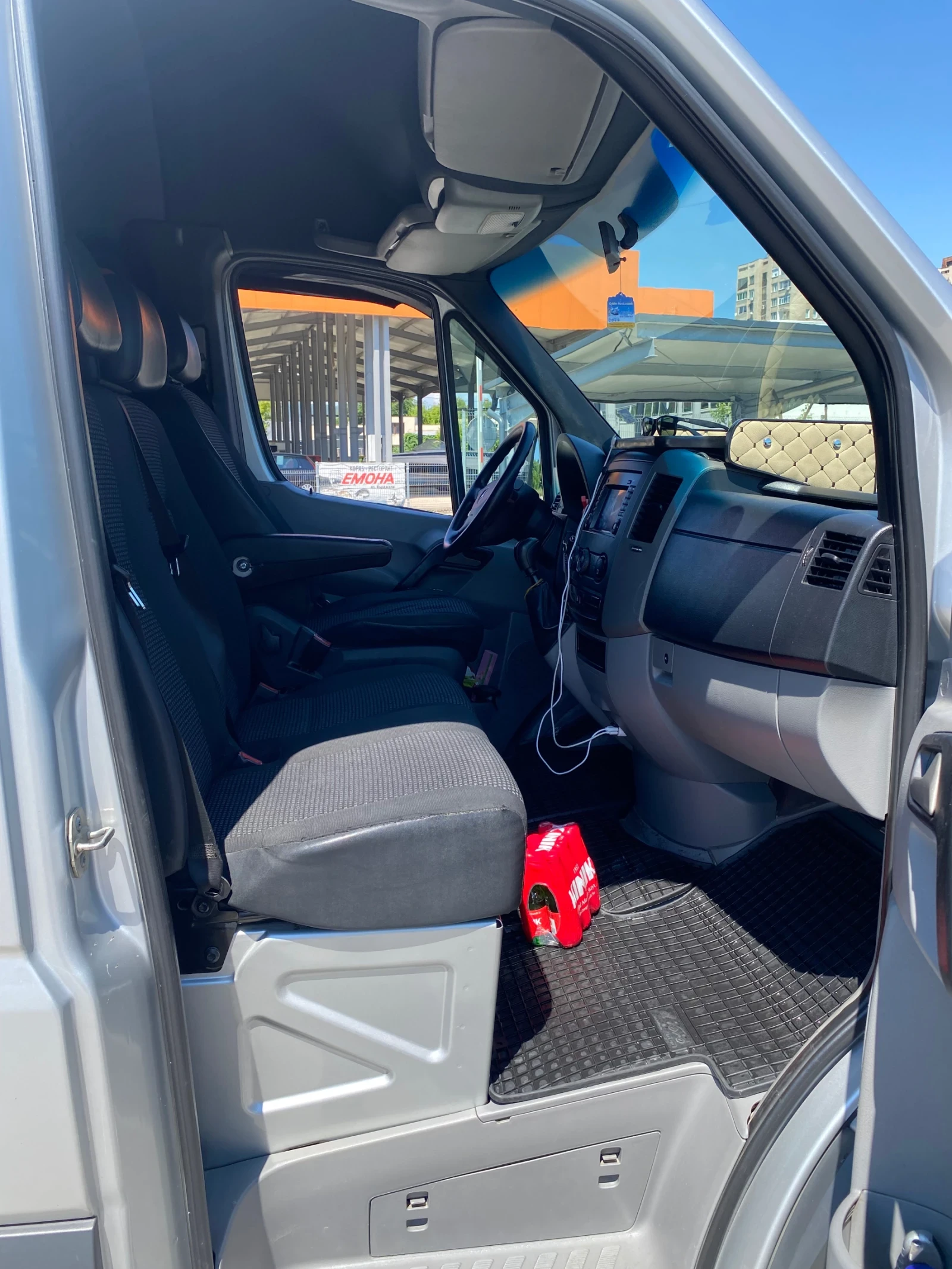 Mercedes-Benz Sprinter 318, снимка 6 - Бусове и автобуси - 54908361