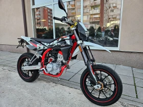     Swm SM 125 R 125ie, SuperMoto!