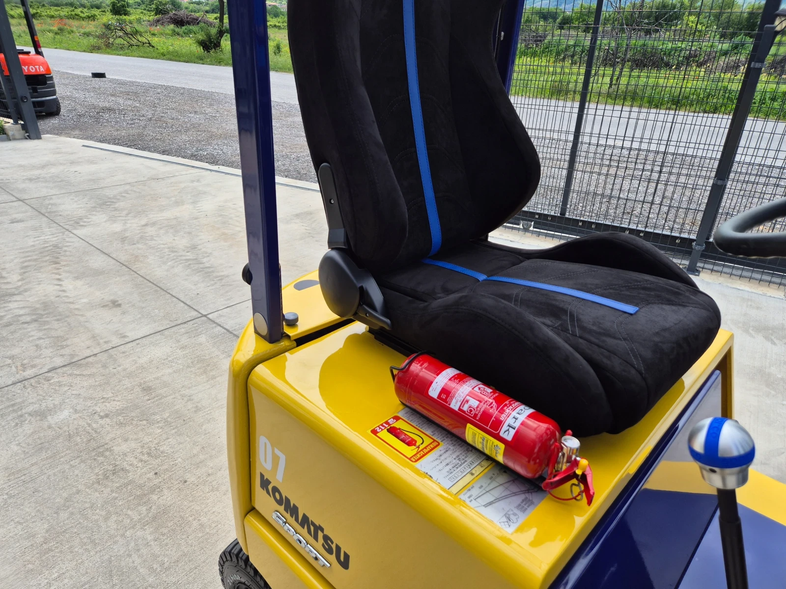  Komatsu  Sport* * ! | Mobile.bg   12