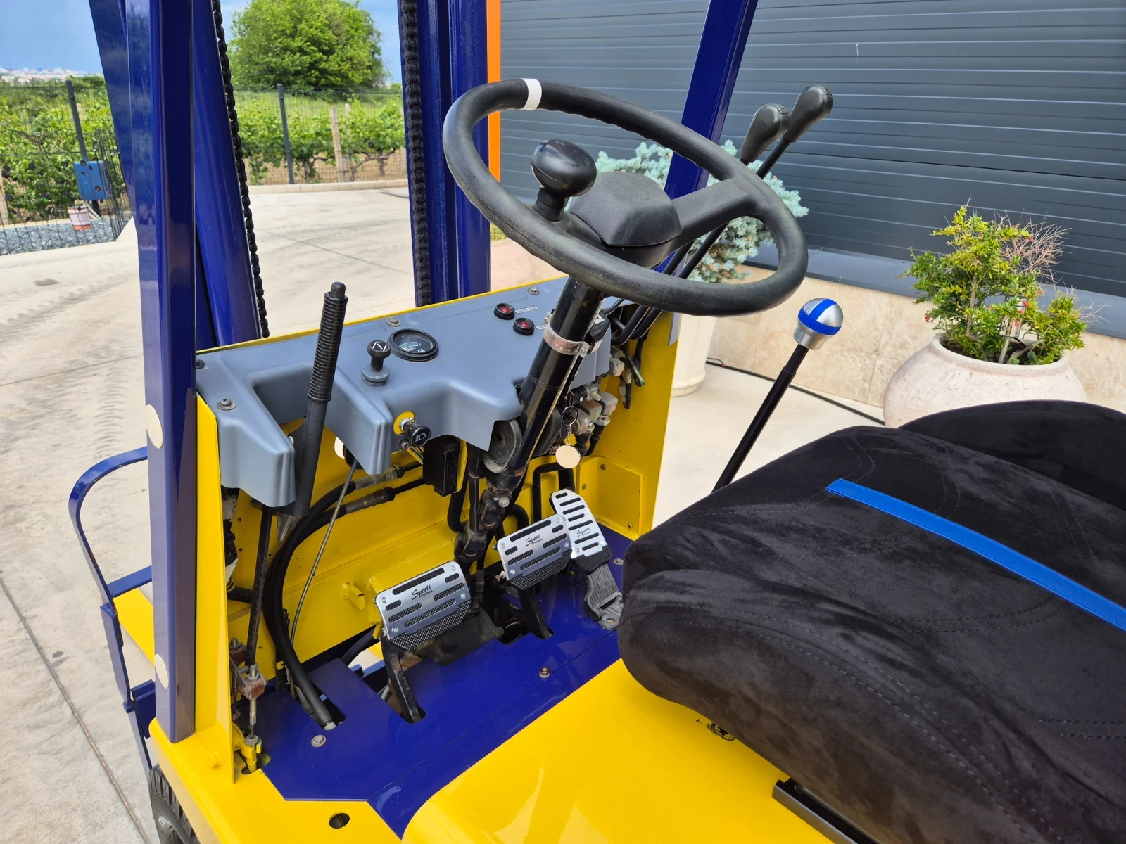  Komatsu  Sport* * ! | Mobile.bg   9