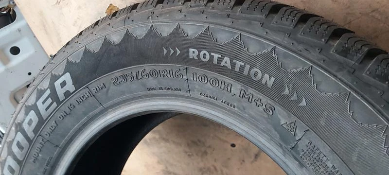 Гуми Зимни 235/60R16, снимка 5 - Гуми и джанти - 35148761