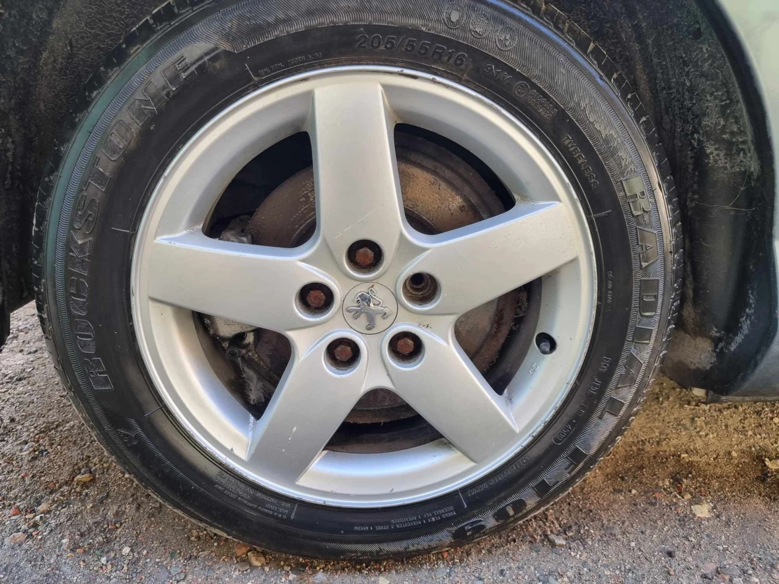    205/55R16  Peugeot 407 | Mobile.bg   4