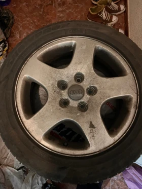Гуми с джанти Toyo 205/55R16, снимка 7 - Гуми и джанти - 52511879
