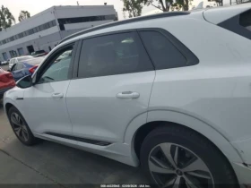 Audi E-Tron Q8 PREMIUM QUATTRO, снимка 13