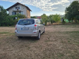 Toyota Corolla verso 2.2, снимка 4