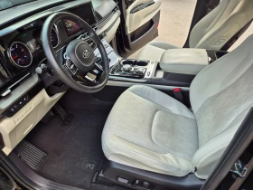 Kia Carnival 2.2 CRDI 8+ 1 с ДДС Noblesse - 57000 лв. - 13934504 5