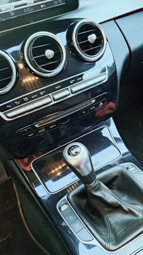 Mercedes-Benz C 220 Mercedes c klasa 2016 godina, снимка 15