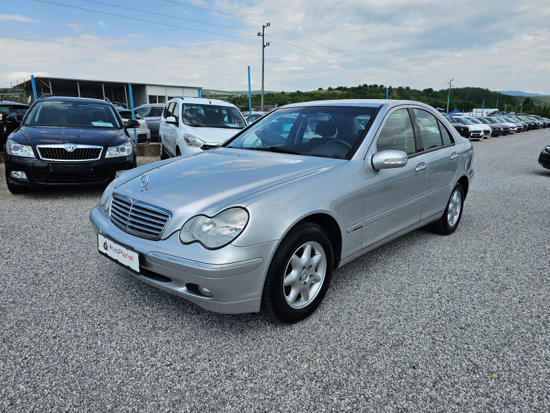 Mercedes-Benz C 180 2.0 benzin , снимка 1 - Автомобили и джипове - 46384386