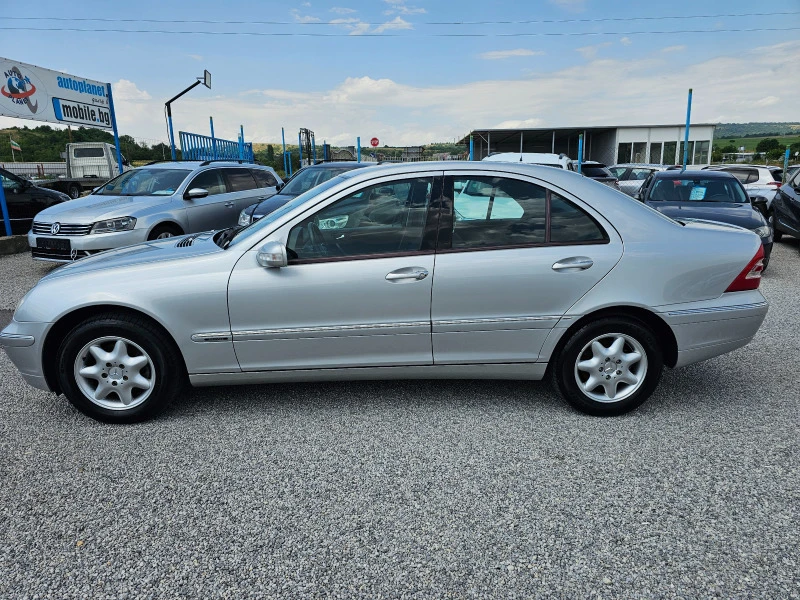 Mercedes-Benz C 180 2.0 benzin , снимка 3 - Автомобили и джипове - 46384386