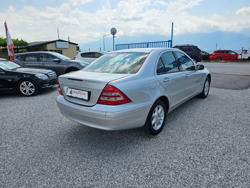 Mercedes-Benz C 180 2.0 benzin , снимка 6 - Автомобили и джипове - 46384386