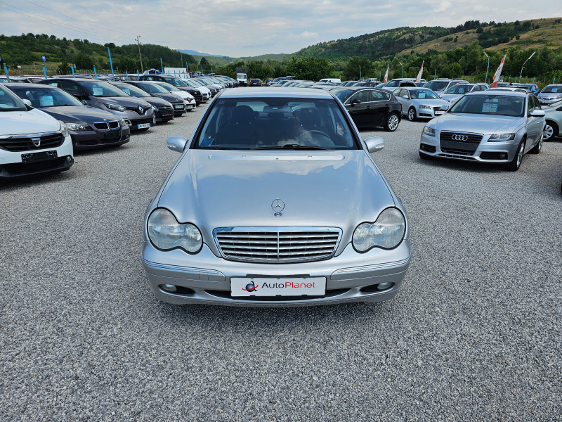 Mercedes-Benz C 180 2.0 benzin , снимка 2 - Автомобили и джипове - 46384386