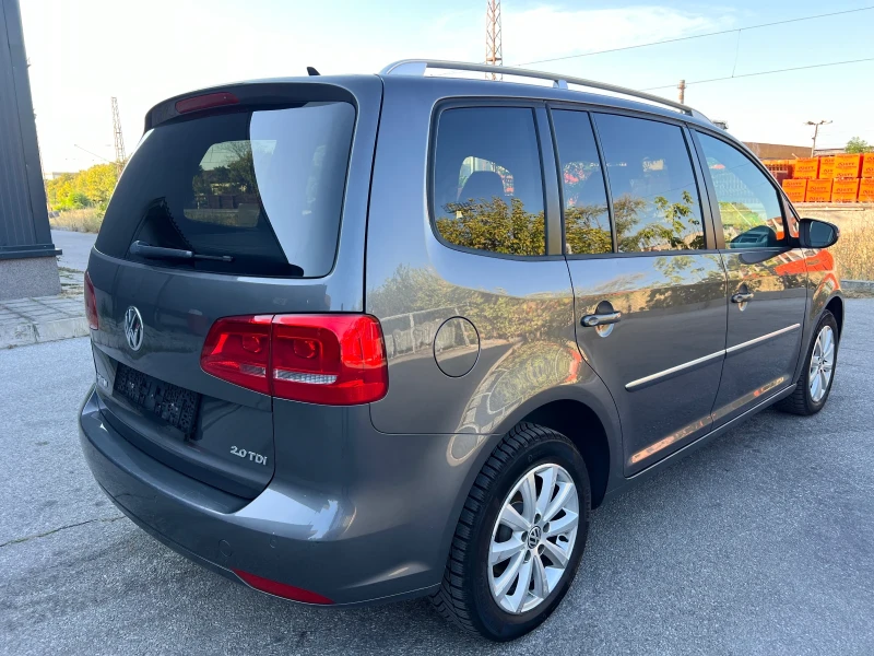 VW Touran 2.0 TDI 140к.с HIGHLINE / 6+ 1 / NAVI / PARKTRONIC, снимка 7 - Автомобили и джипове - 46914538