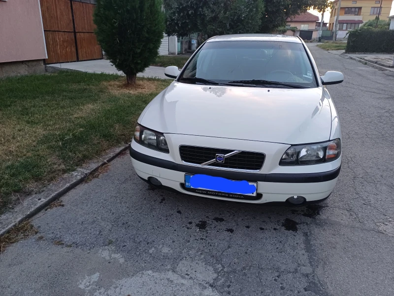 Volvo S60 2.4T, снимка 1 - Автомобили и джипове - 48117181