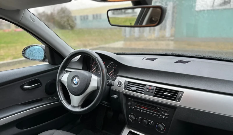 BMW 318 1.8, снимка 7 - Автомобили и джипове - 48441777