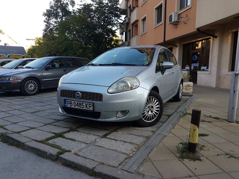 Fiat Punto, снимка 1 - Автомобили и джипове - 49268402