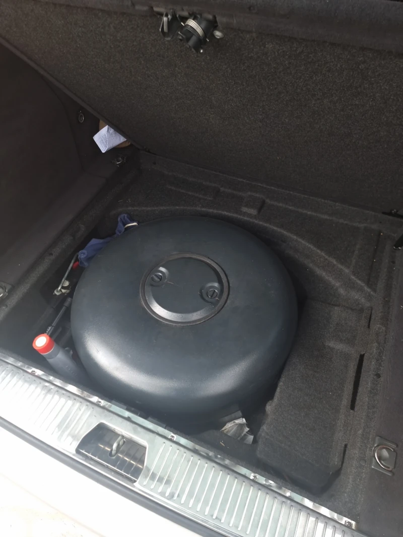 Mercedes-Benz E 320 E320 4x4 Газ  AVANGARDE, снимка 5 - Автомобили и джипове - 52597373