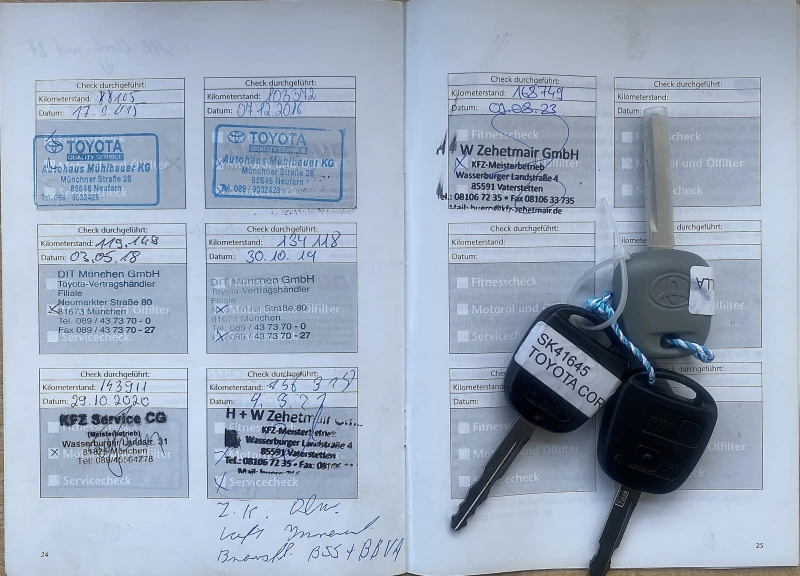 Toyota Corolla 1.6 MT, снимка 16 - Автомобили и джипове - 50372416