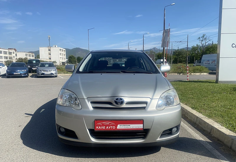 Toyota Corolla 1.6 MT, снимка 2 - Автомобили и джипове - 50372416