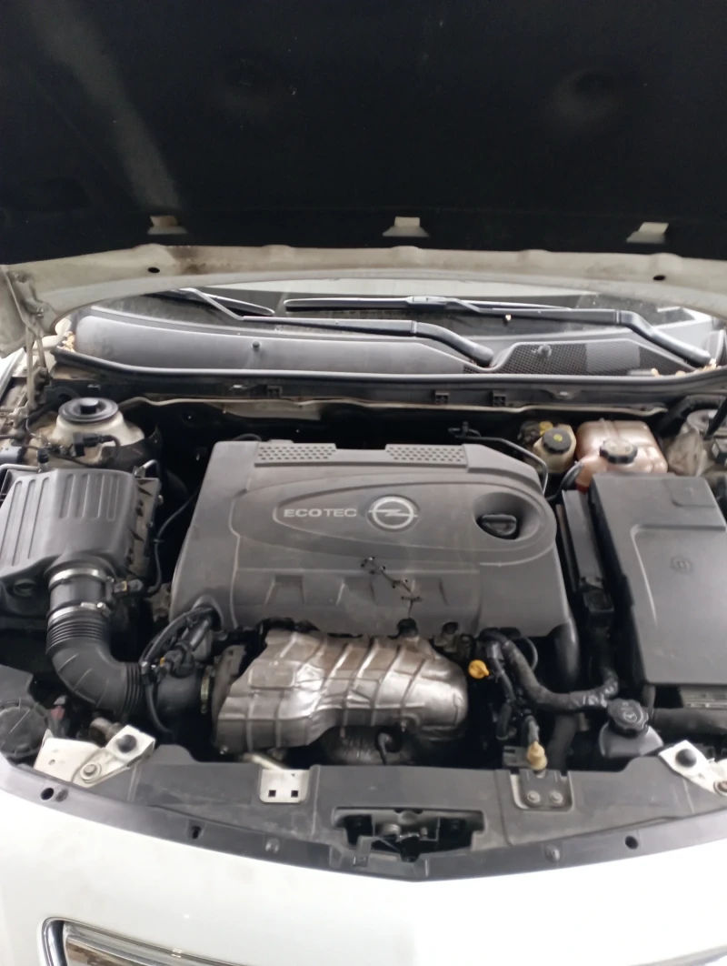 Opel Insignia 2.0 160 коня, снимка 5 - Автомобили и джипове - 52369133