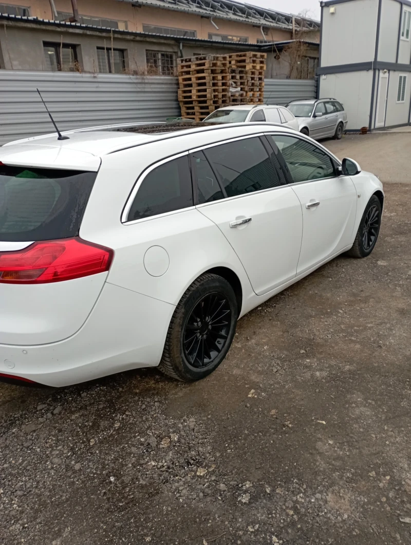 Opel Insignia 2.0 160 коня, снимка 4 - Автомобили и джипове - 52369133
