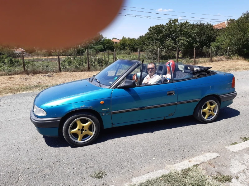 Opel Astra, снимка 2 - Автомобили и джипове - 51789470
