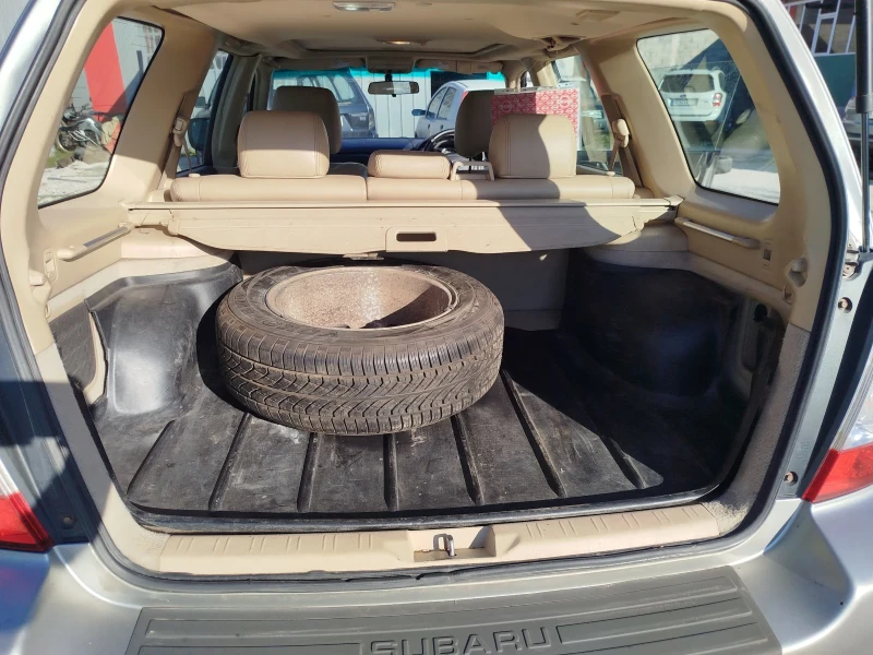 Subaru Forester, снимка 8 - Автомобили и джипове - 52923792