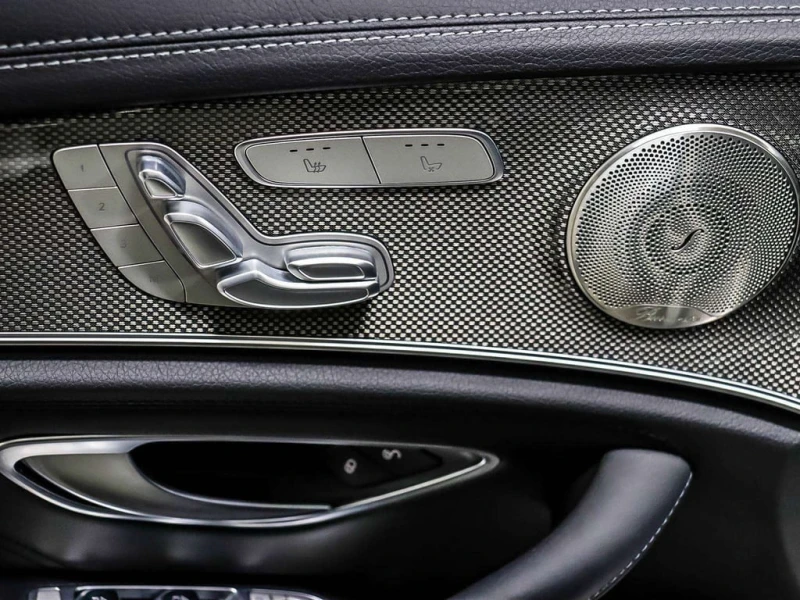 Mercedes-Benz E 53 AMG * CARFAX * БЕЗ ПЪРВОНАЧАЛНА ВНОСКА, снимка 17 - Автомобили и джипове - 53197883