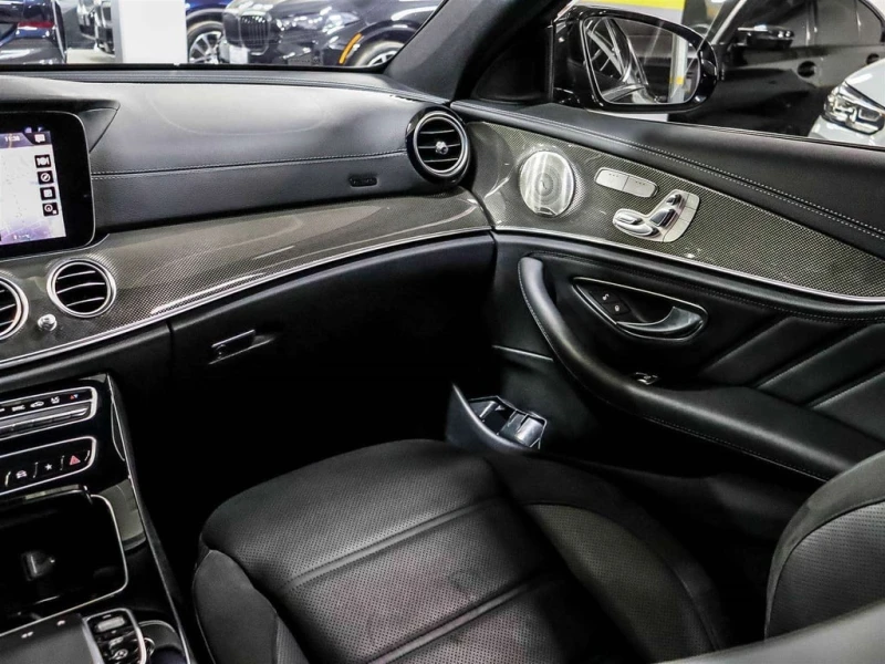 Mercedes-Benz E 53 AMG * CARFAX * БЕЗ ПЪРВОНАЧАЛНА ВНОСКА, снимка 10 - Автомобили и джипове - 53197883