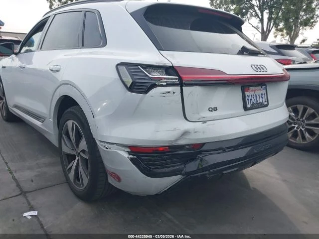 Audi E-Tron Q8 PREMIUM QUATTRO, снимка 6 - Автомобили и джипове - 53909640