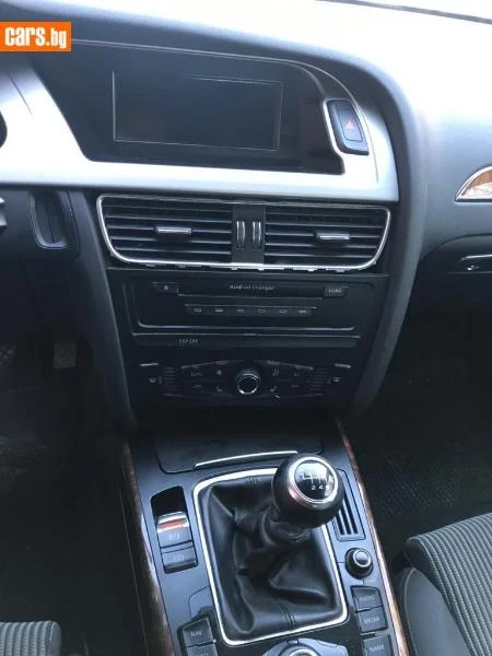 Audi A4 2.0 TDI , снимка 9 - Автомобили и джипове - 54008466