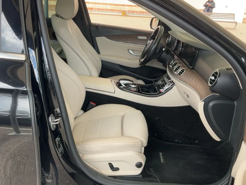 Mercedes-Benz E 220 T Business Sport, снимка 8 - Автомобили и джипове - 54124689