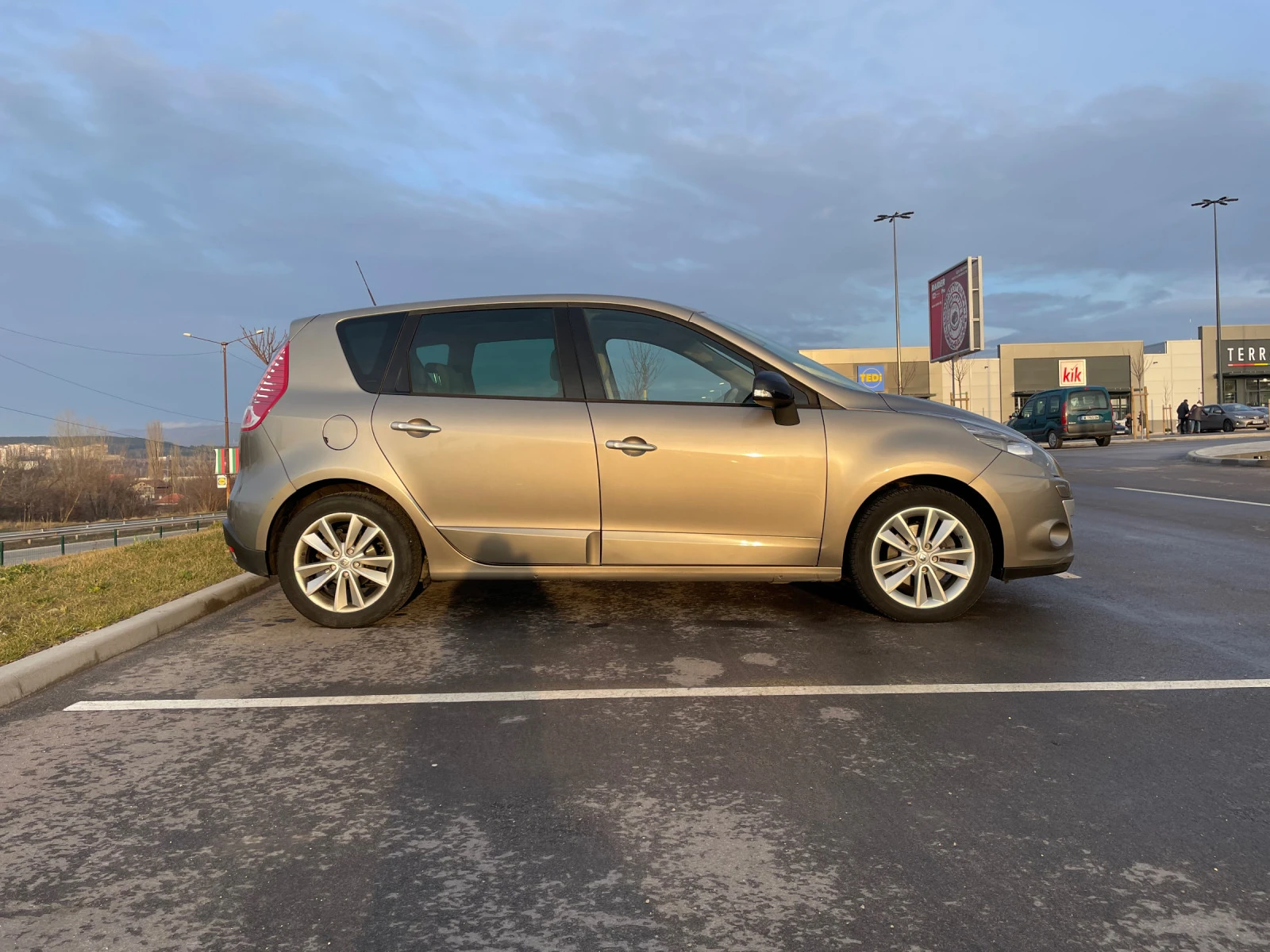 Renault Scenic 1.6 dci - изображение 7