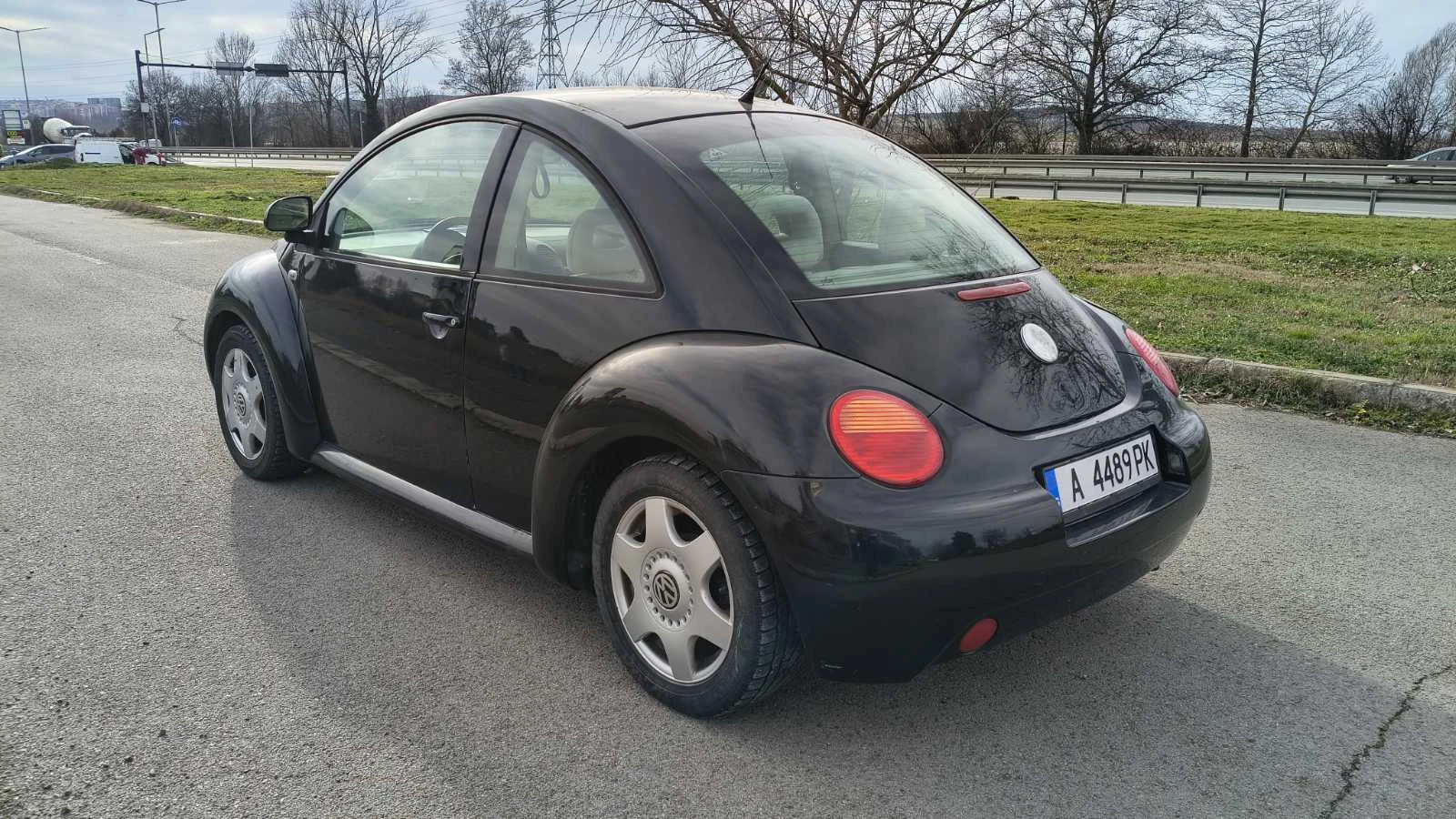 VW New beetle  ГАЗОВ ИНЖЕКЦИОН, снимка 5 - Автомобили и джипове - 52556473