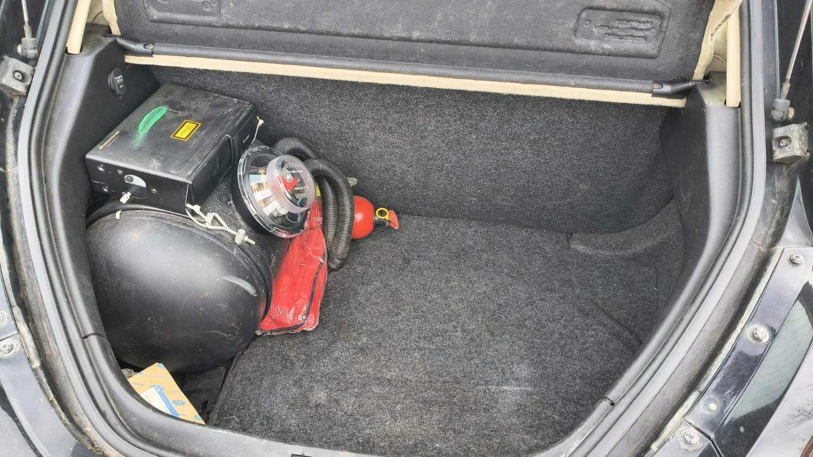 VW New beetle  ГАЗОВ ИНЖЕКЦИОН, снимка 10 - Автомобили и джипове - 52556473