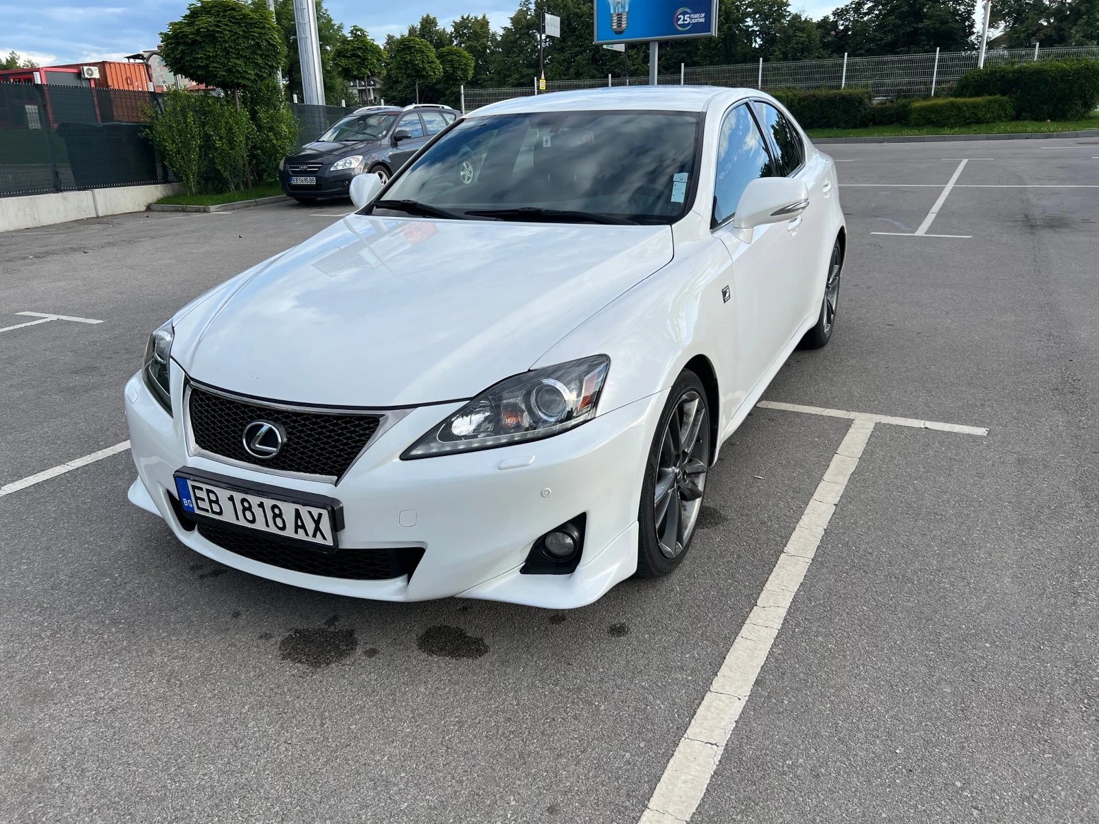 Lexus IS 220d 220d - изображение 2