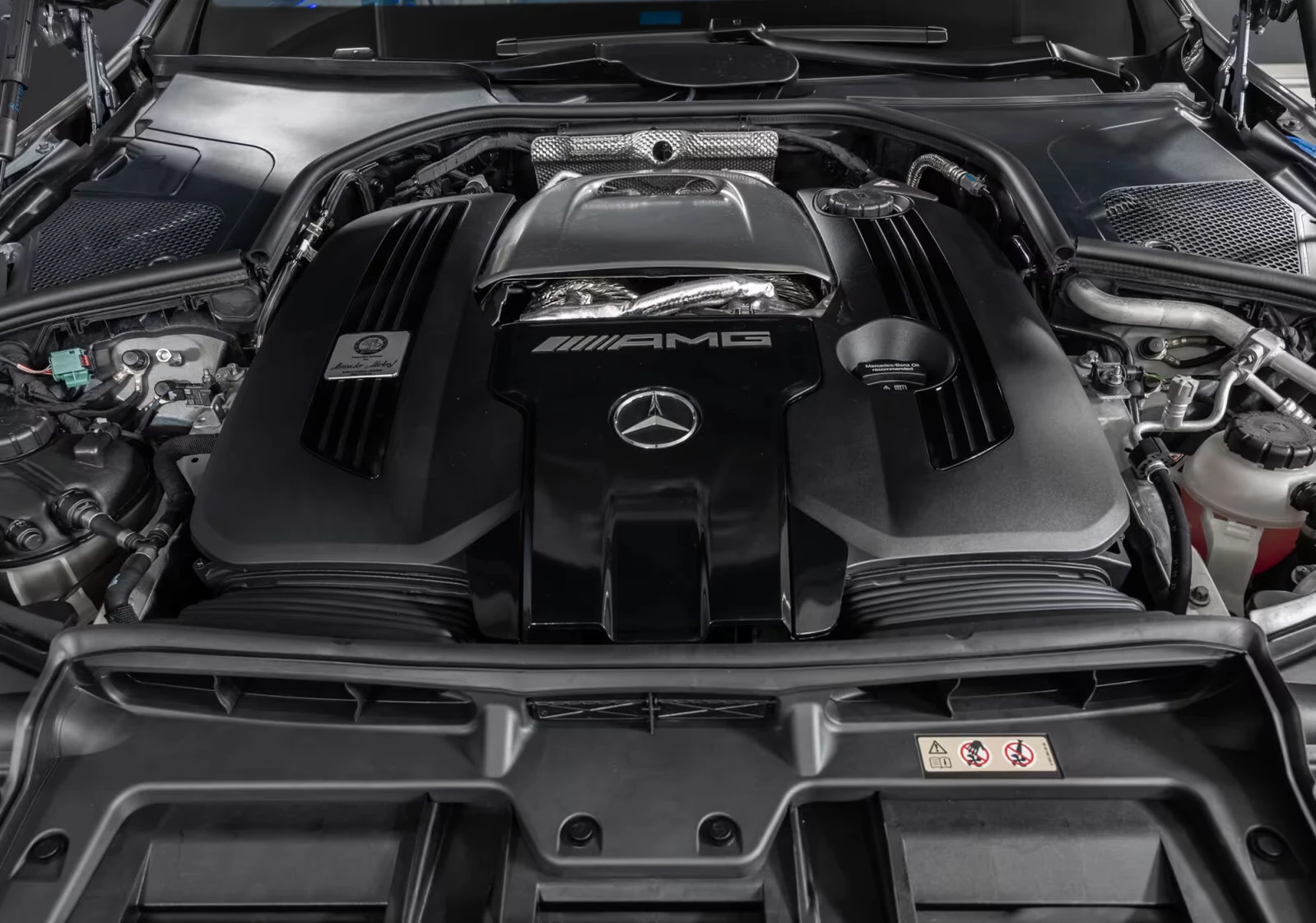 Mercedes-Benz S 63 AMG E/PERF./LONG/802HP/DIG.LIGHT/PANO/DISTRO./360/572f - изображение 10