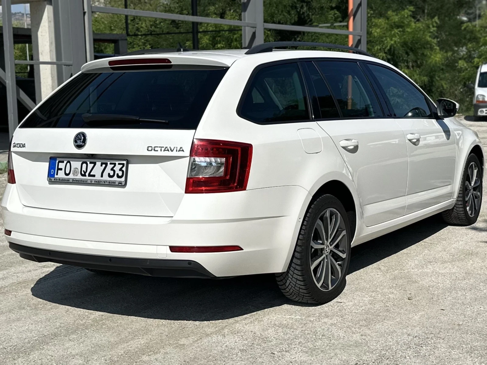 Skoda Octavia 2.0 tdi/ DSG/Soleil - изображение 4