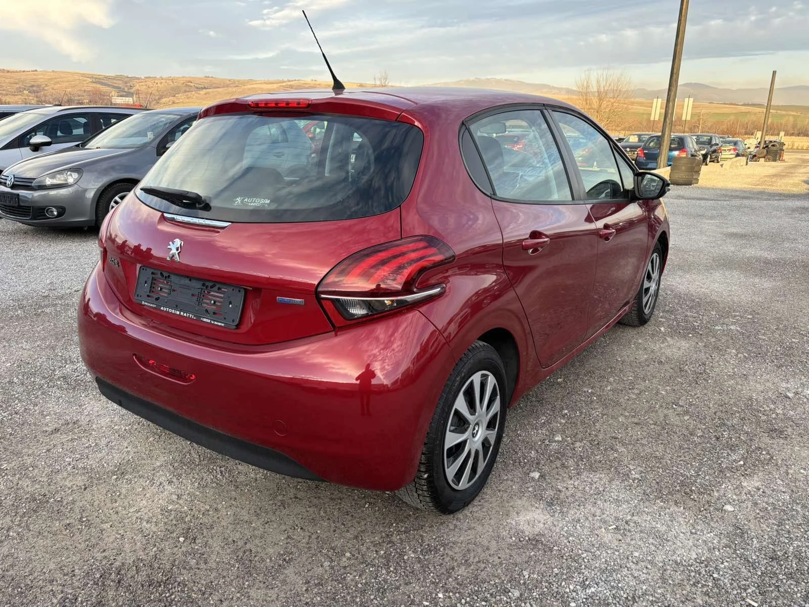 Peugeot 208 1.2 PureTech | Mobile.bg � ����������� 2