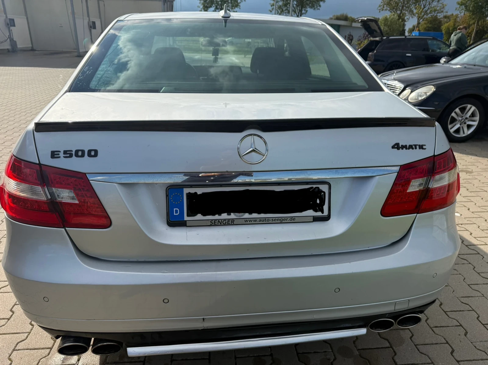 Mercedes-Benz E 220  - изображение 2