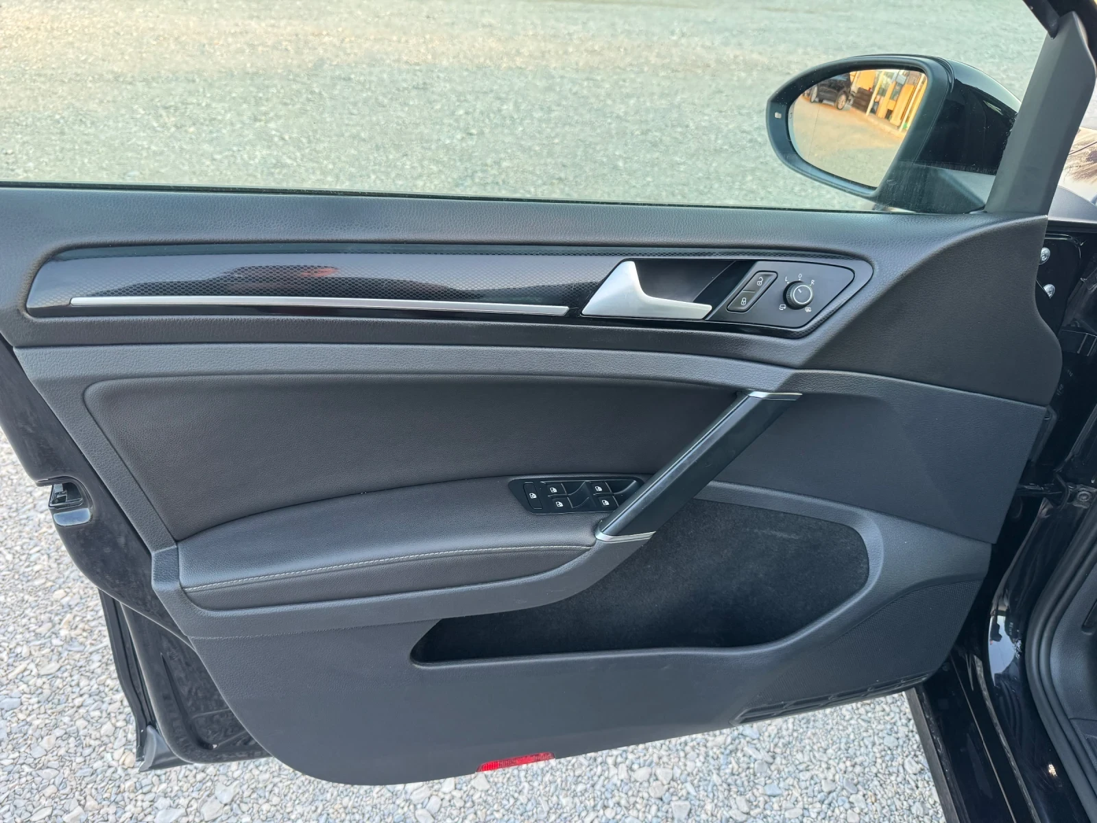 VW Golf 2.0 TDI -150 кс / 2016 г / Автоматик / , снимка 15 - Автомобили и джипове - 53753228