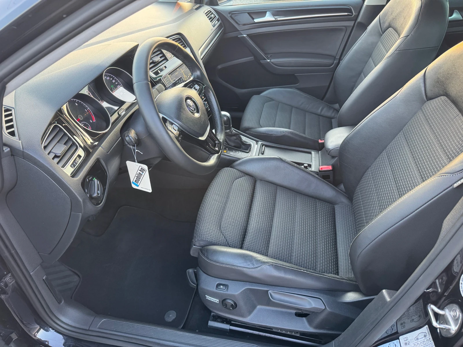 VW Golf 2.0 TDI -150 кс / 2016 г / Автоматик / , снимка 9 - Автомобили и джипове - 53753228