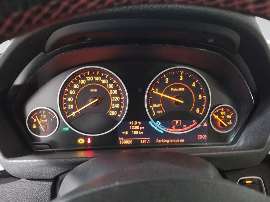 BMW 328 xDrive* АвтоКредит* (ЦЕНА ДО БГ)* , снимка 14 - Автомобили и джипове - 54024901