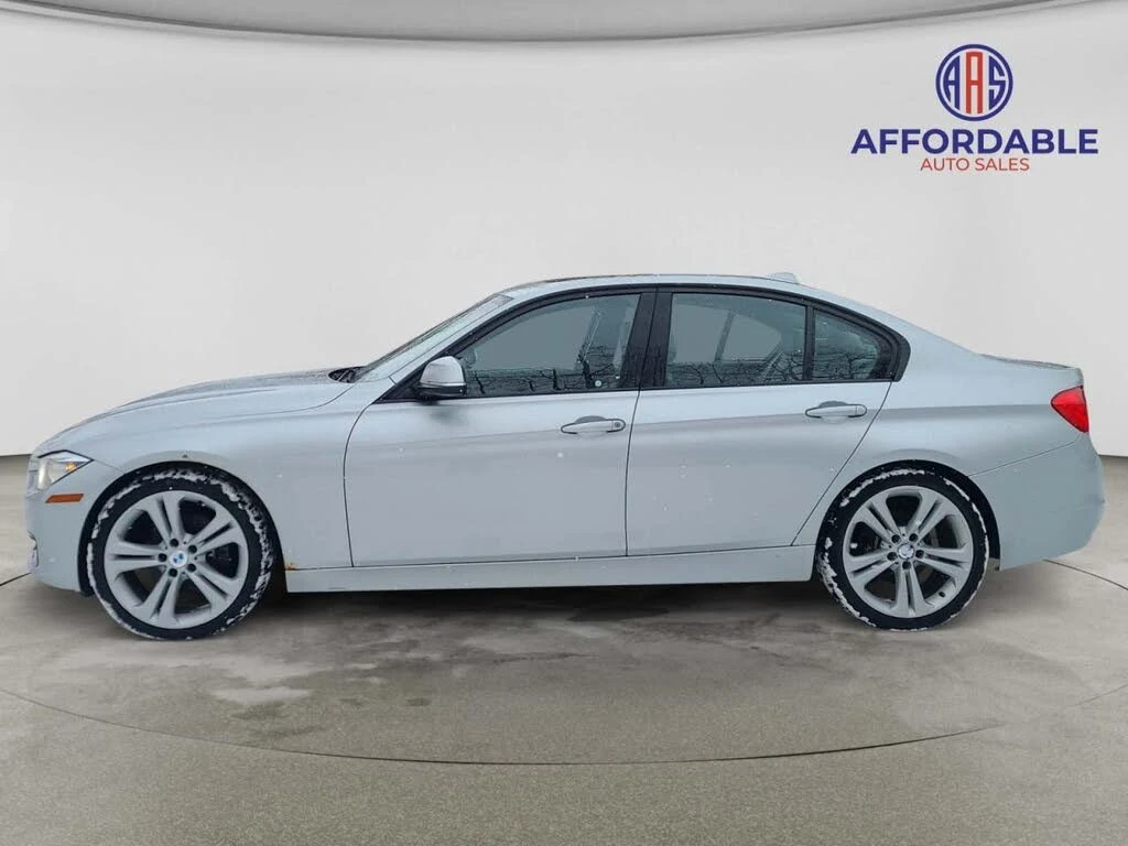 BMW 328 xDrive* АвтоКредит* (ЦЕНА ДО БГ)* , снимка 2 - Автомобили и джипове - 54024901