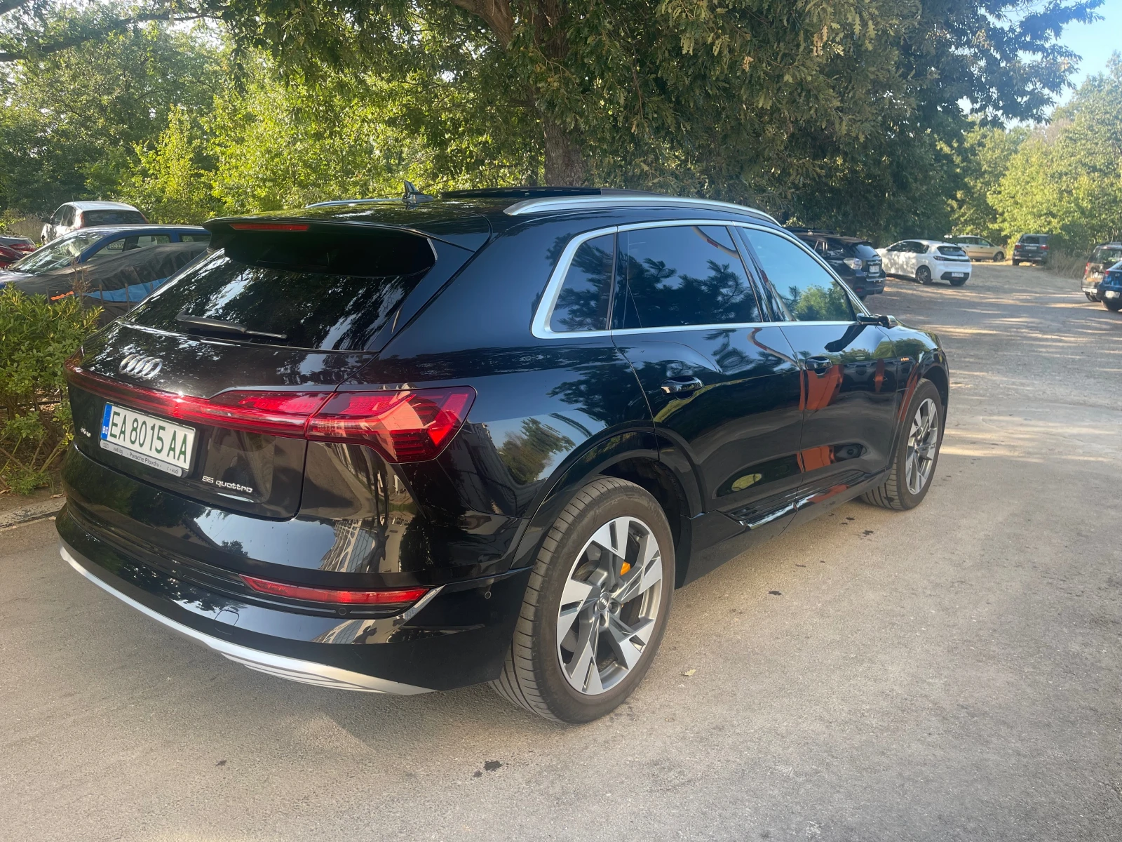 Audi E-Tron 55 - Бартер, снимка 5 - Автомобили и джипове - 54706669