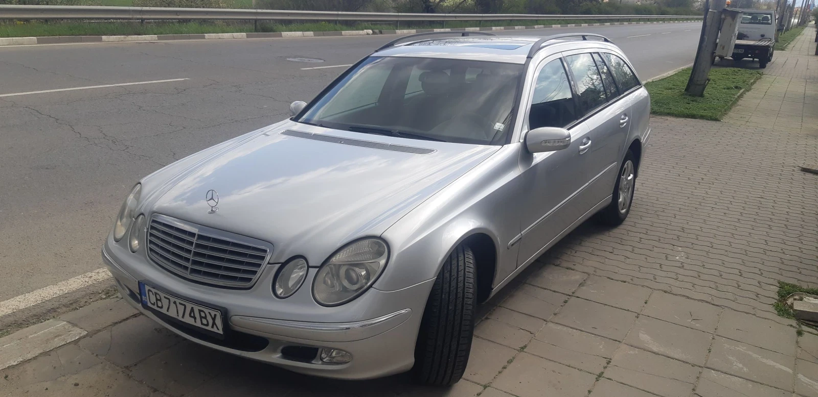 Mercedes-Benz E 200 2.0 Компресор 163 к.с., снимка 2 - Автомобили и джипове - 54148320