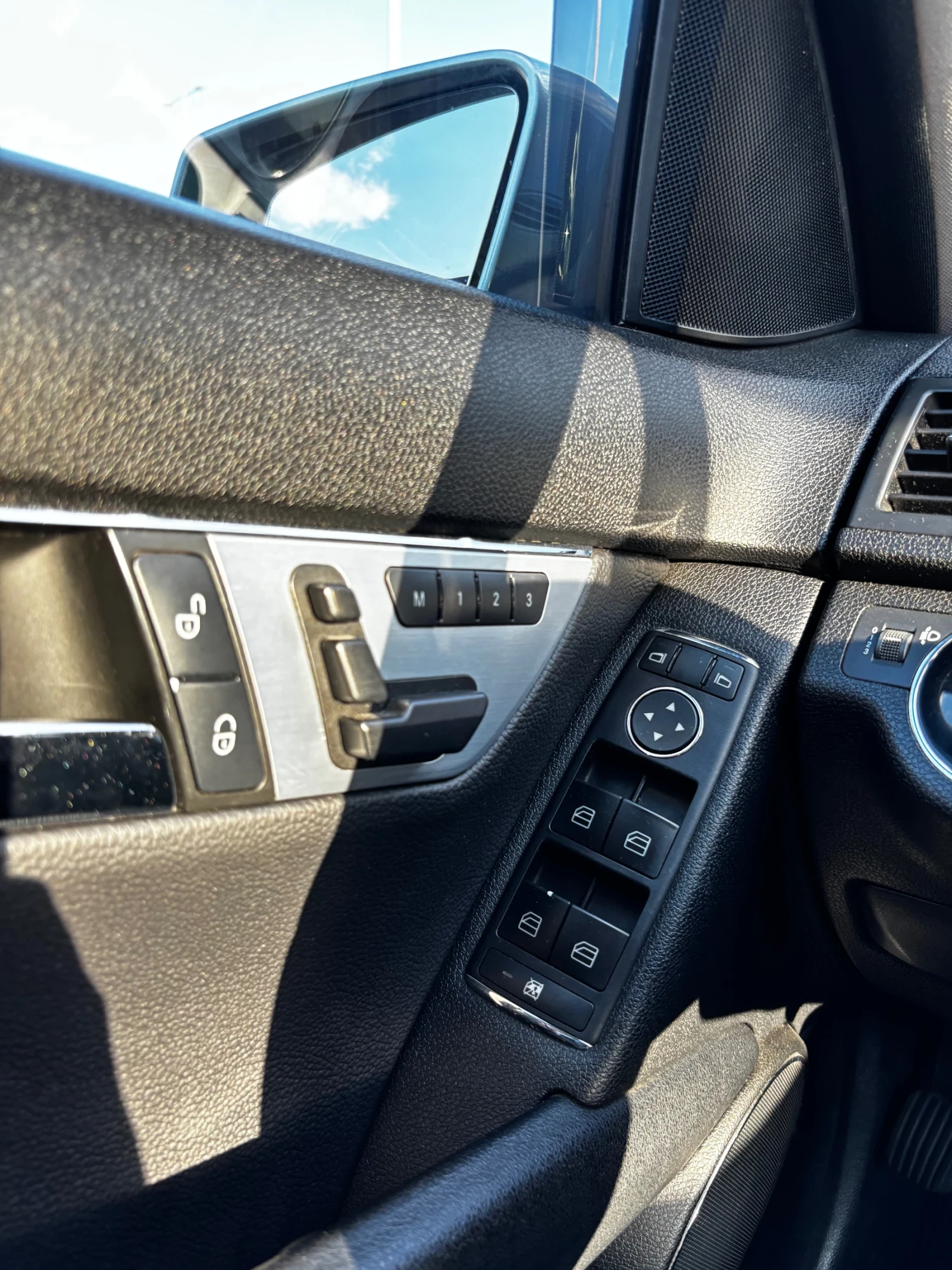 Mercedes-Benz C 280, снимка 13 - Автомобили и джипове - 55193830