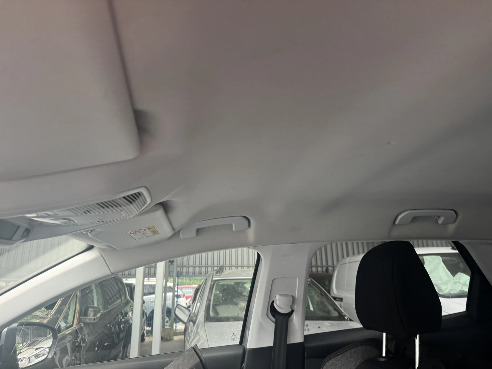 Peugeot 3008 1.5D AVTOMATIK, снимка 12 - Автомобили и джипове - 55207701