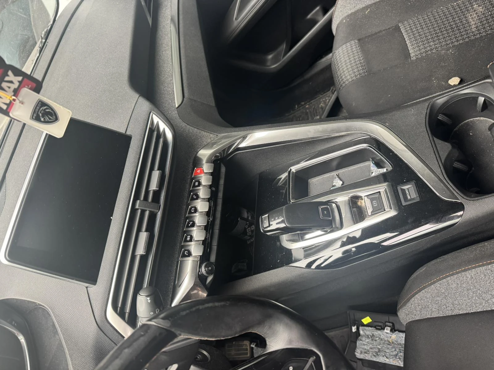 Peugeot 3008 1.5D AVTOMATIK, снимка 16 - Автомобили и джипове - 55207701