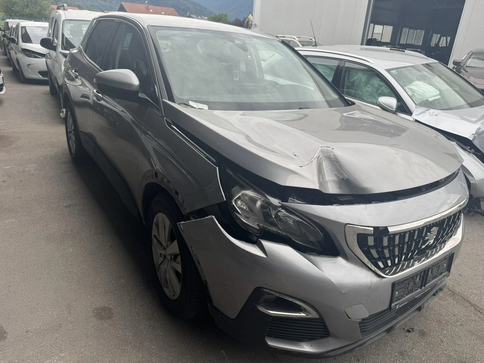 Peugeot 3008 1.5D AVTOMATIK, снимка 8 - Автомобили и джипове - 55207701